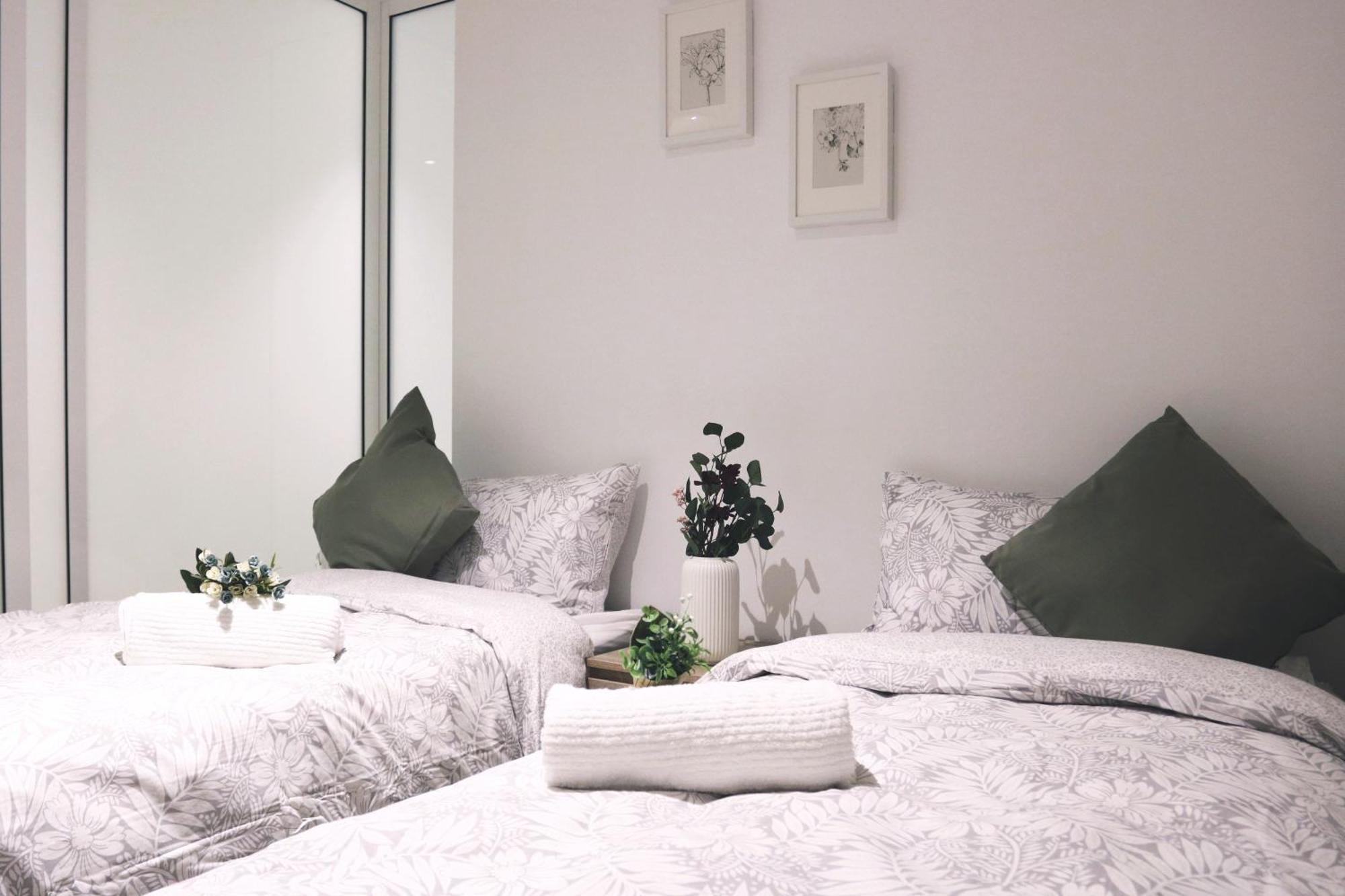 Absolute Collins Apartments 墨尔本 外观 照片